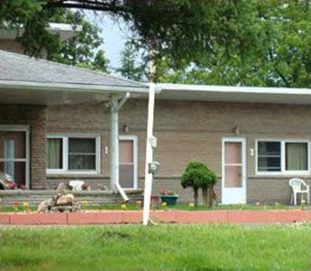 Pleasant Stay Motel Ancaster Екстер'єр фото